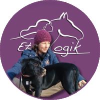 Comportementaliste et enseignante d'équitation #0